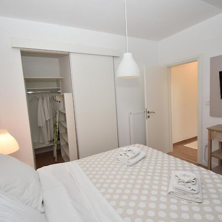 Apartmani Julija Vodice Extérieur photo