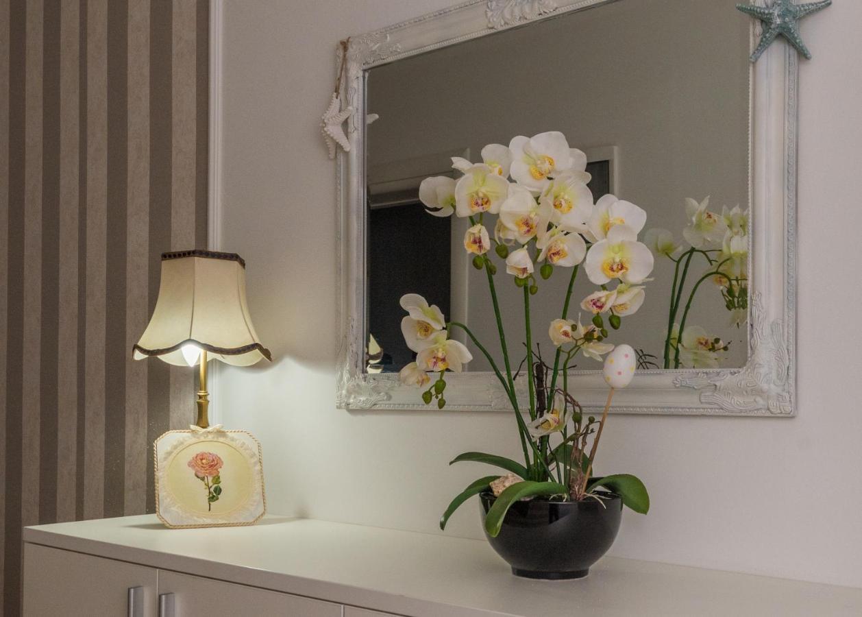 Apartmani Julija Vodice Extérieur photo