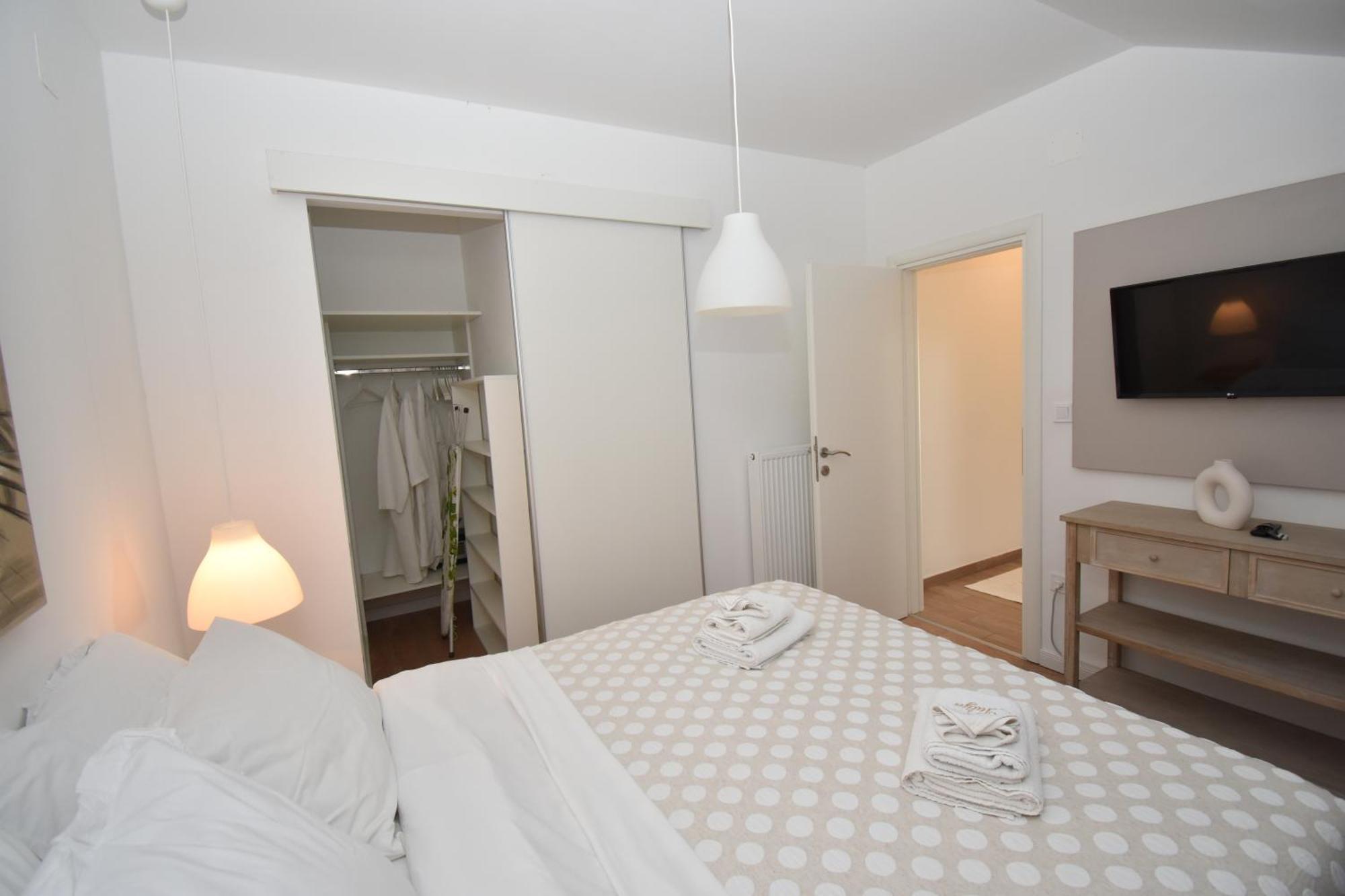 Apartmani Julija Vodice Extérieur photo