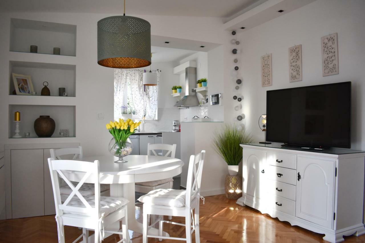 Apartmani Julija Vodice Extérieur photo